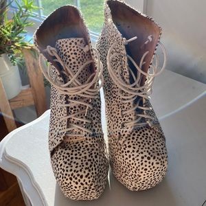 Jeffrey cambell lita